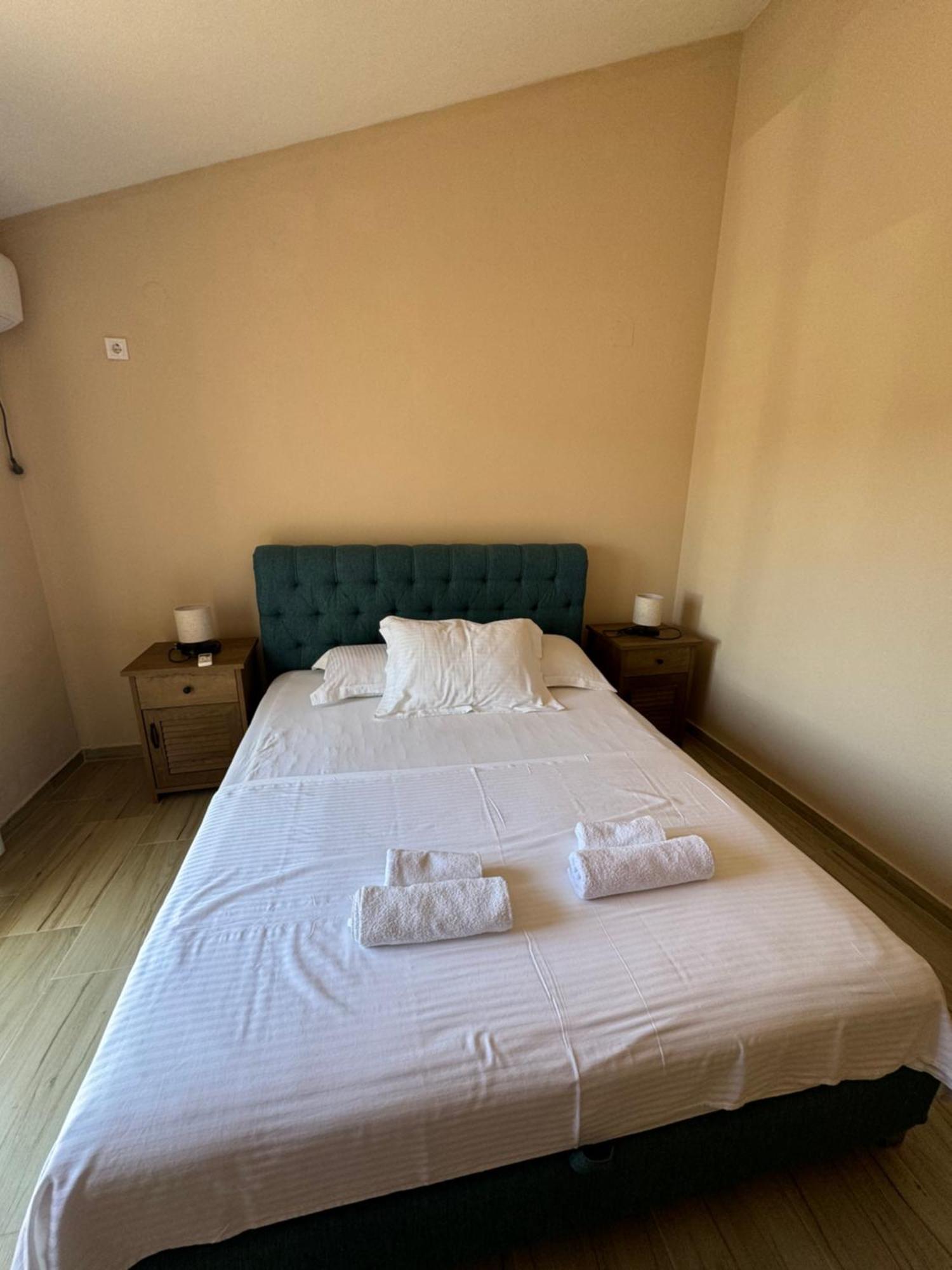 Sunrise House Apartments 乌尔齐尼 外观 照片