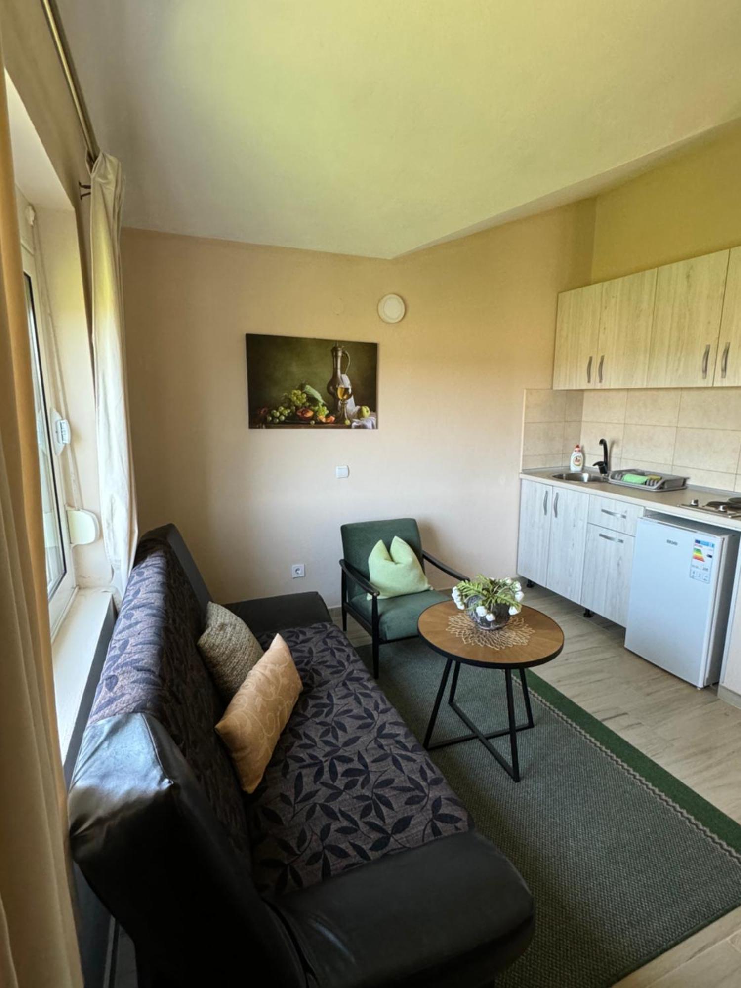Sunrise House Apartments 乌尔齐尼 外观 照片