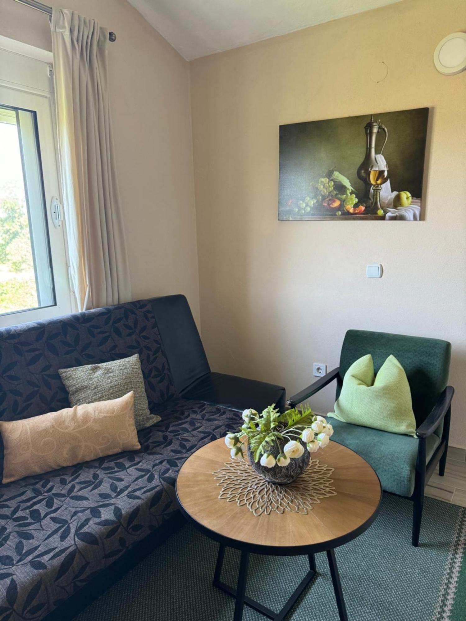 Sunrise House Apartments 乌尔齐尼 外观 照片