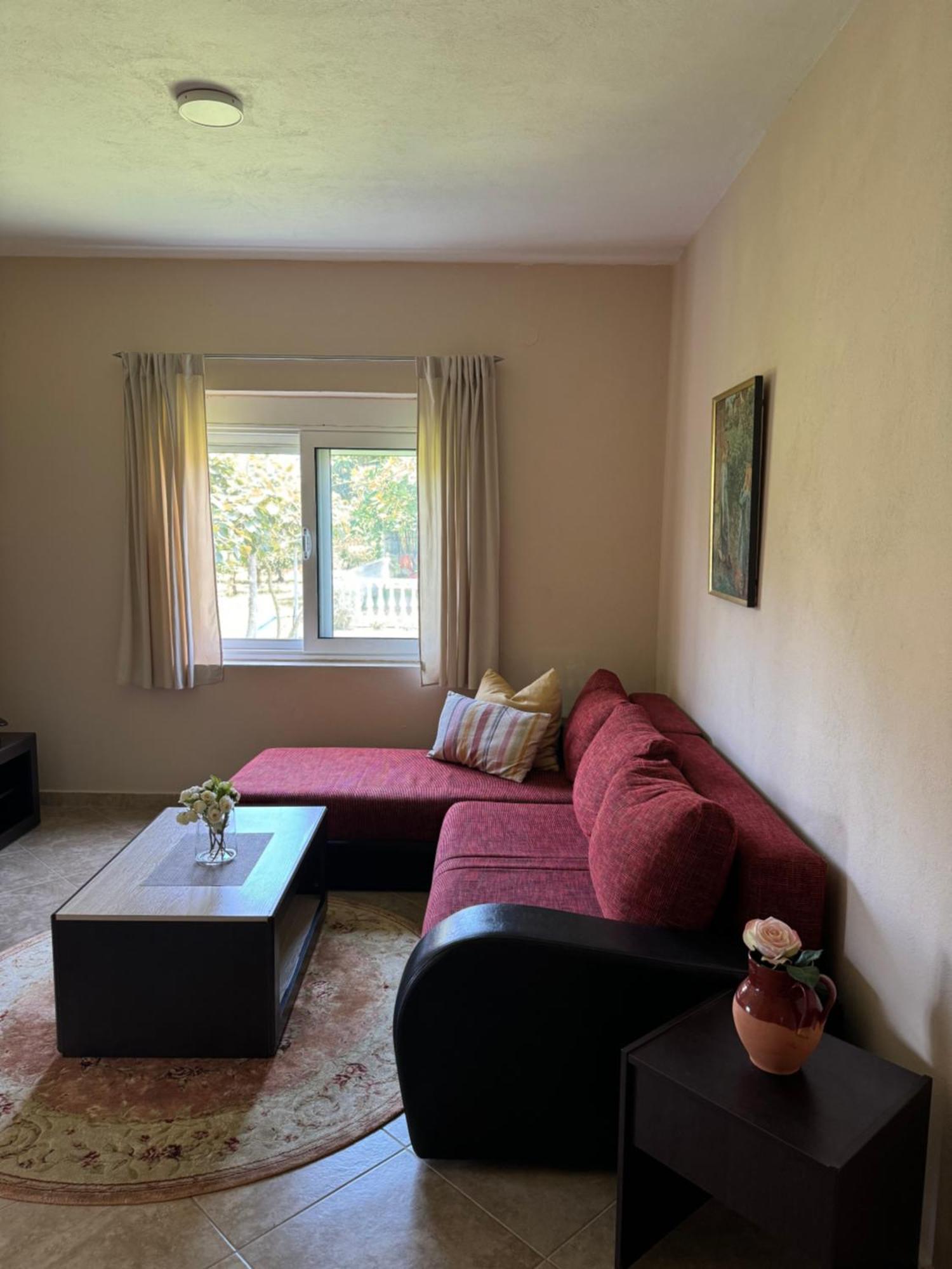 Sunrise House Apartments 乌尔齐尼 外观 照片