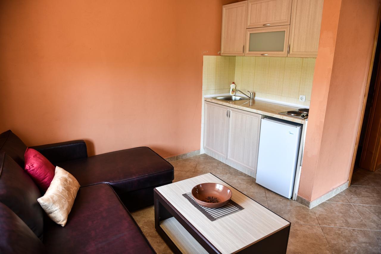 Sunrise House Apartments 乌尔齐尼 外观 照片