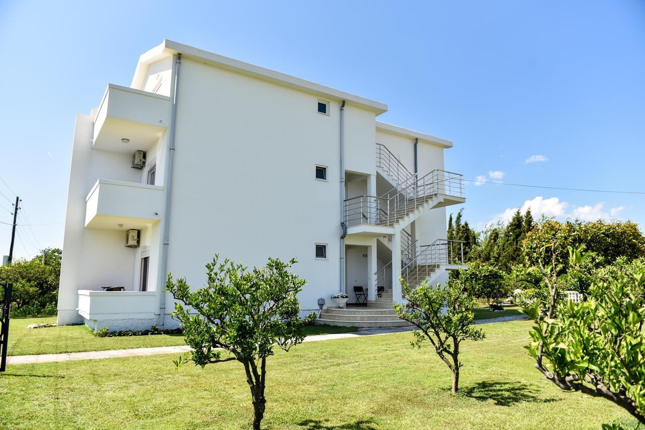 Sunrise House Apartments 乌尔齐尼 外观 照片