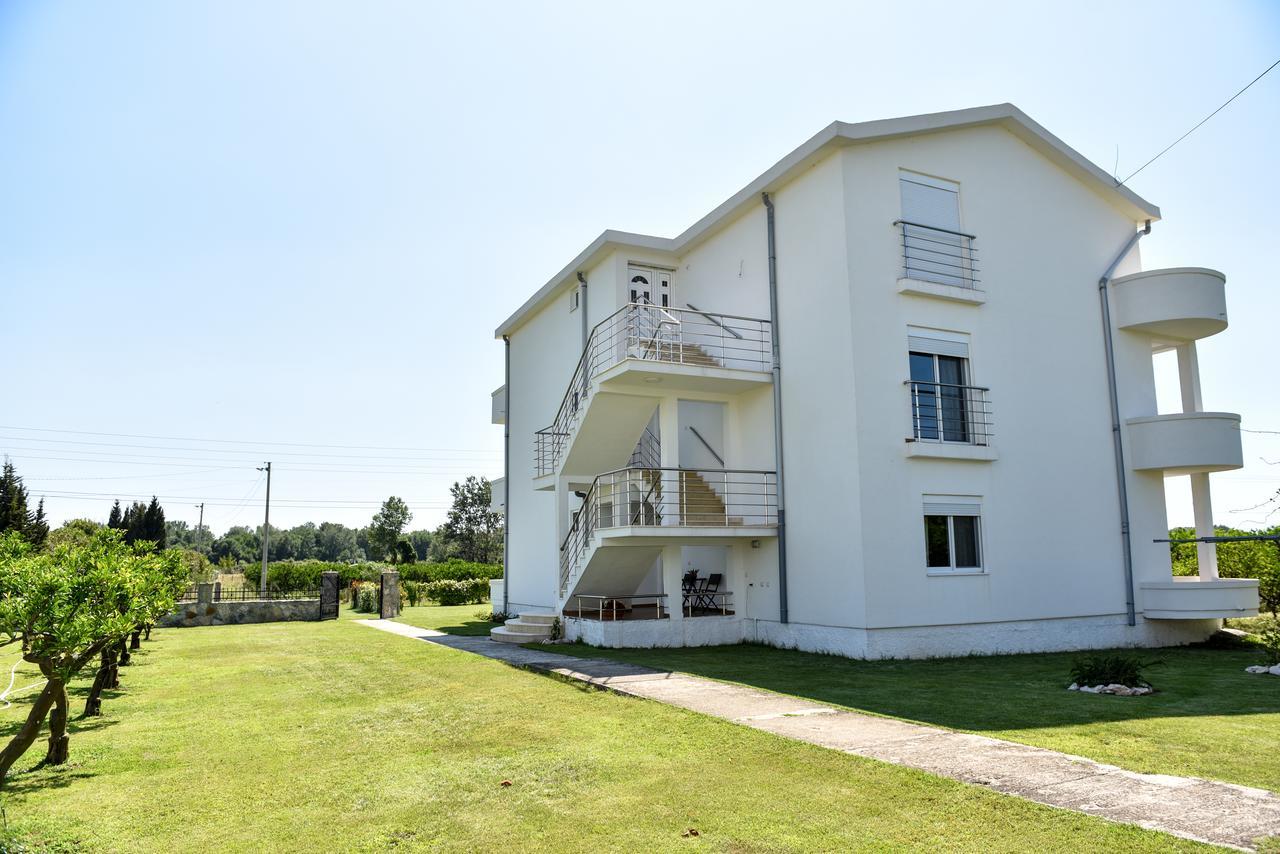 Sunrise House Apartments 乌尔齐尼 外观 照片