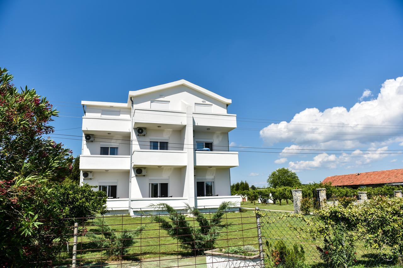 Sunrise House Apartments 乌尔齐尼 外观 照片