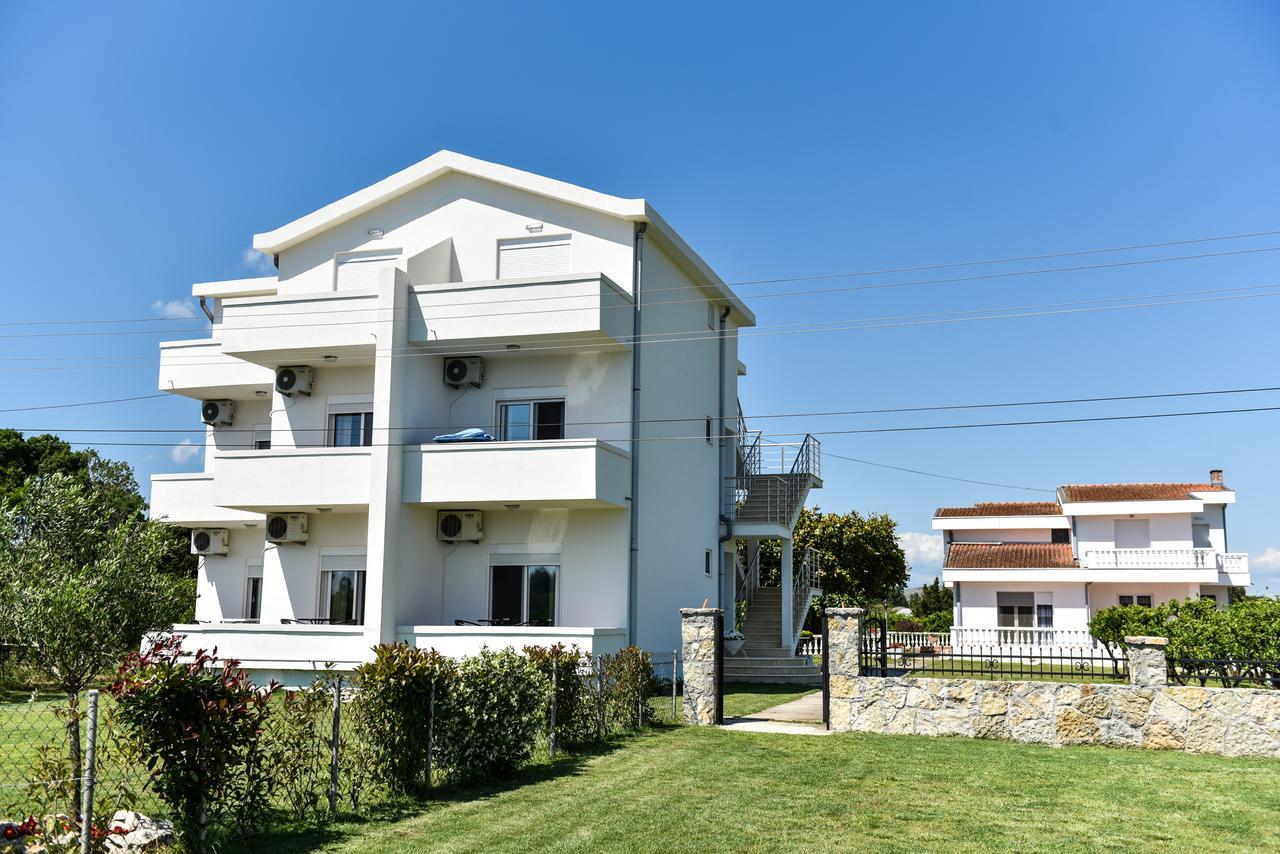 Sunrise House Apartments 乌尔齐尼 外观 照片